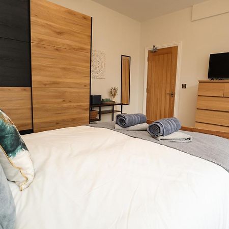 Aqua Nest Eastbourne - En-Suite, Free Parking, Kitchen Extérieur photo