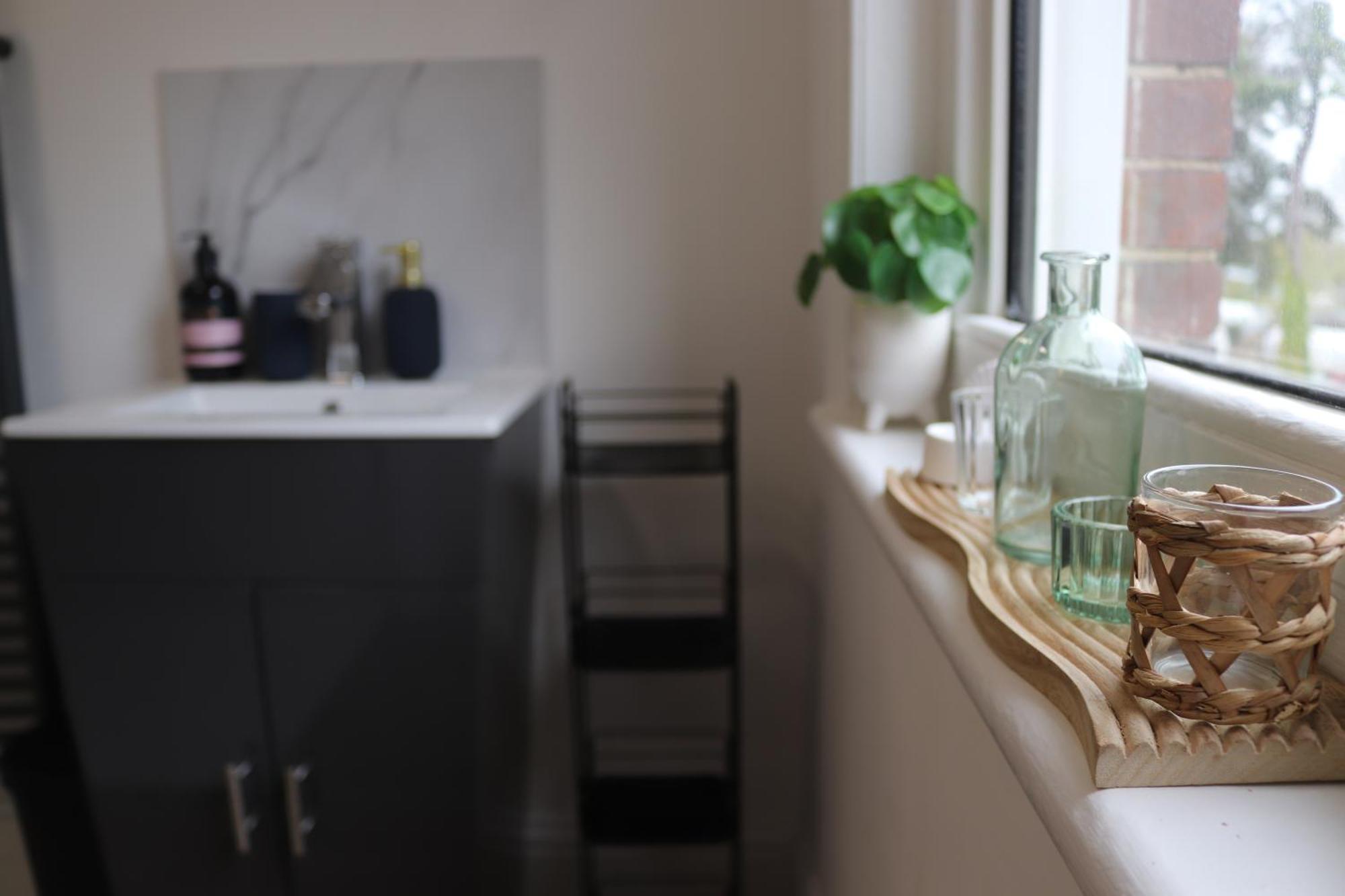 Aqua Nest Eastbourne - En-Suite, Free Parking, Kitchen Extérieur photo